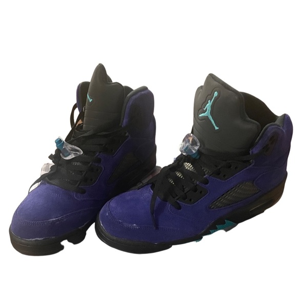 Air Jordan 5 Retro SE Grape
